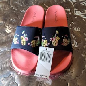 Vera Bradley NWT slides originally 45.00, I just never wore them,